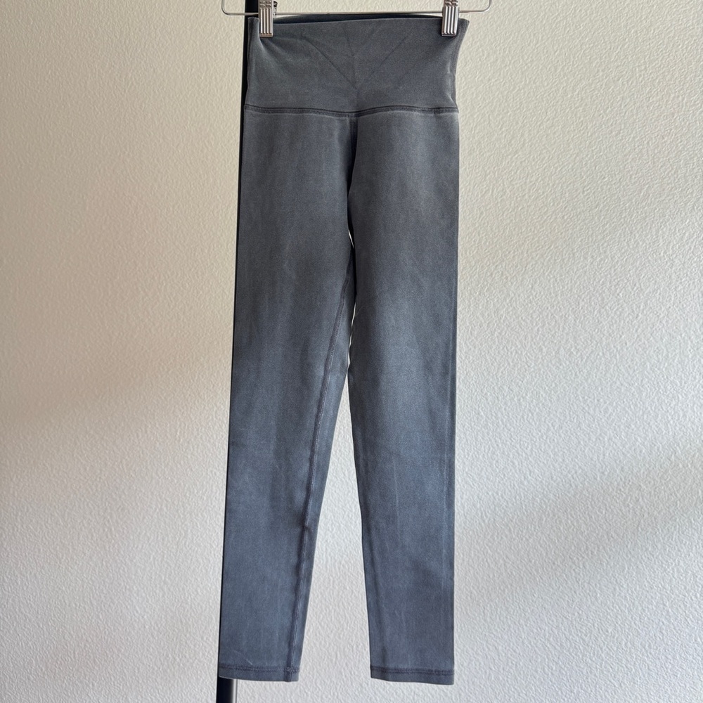 Aritzia cotton leggings